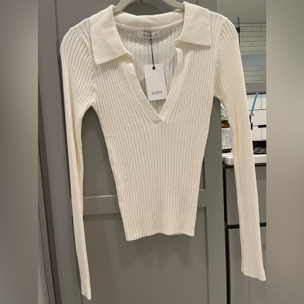 Off white top